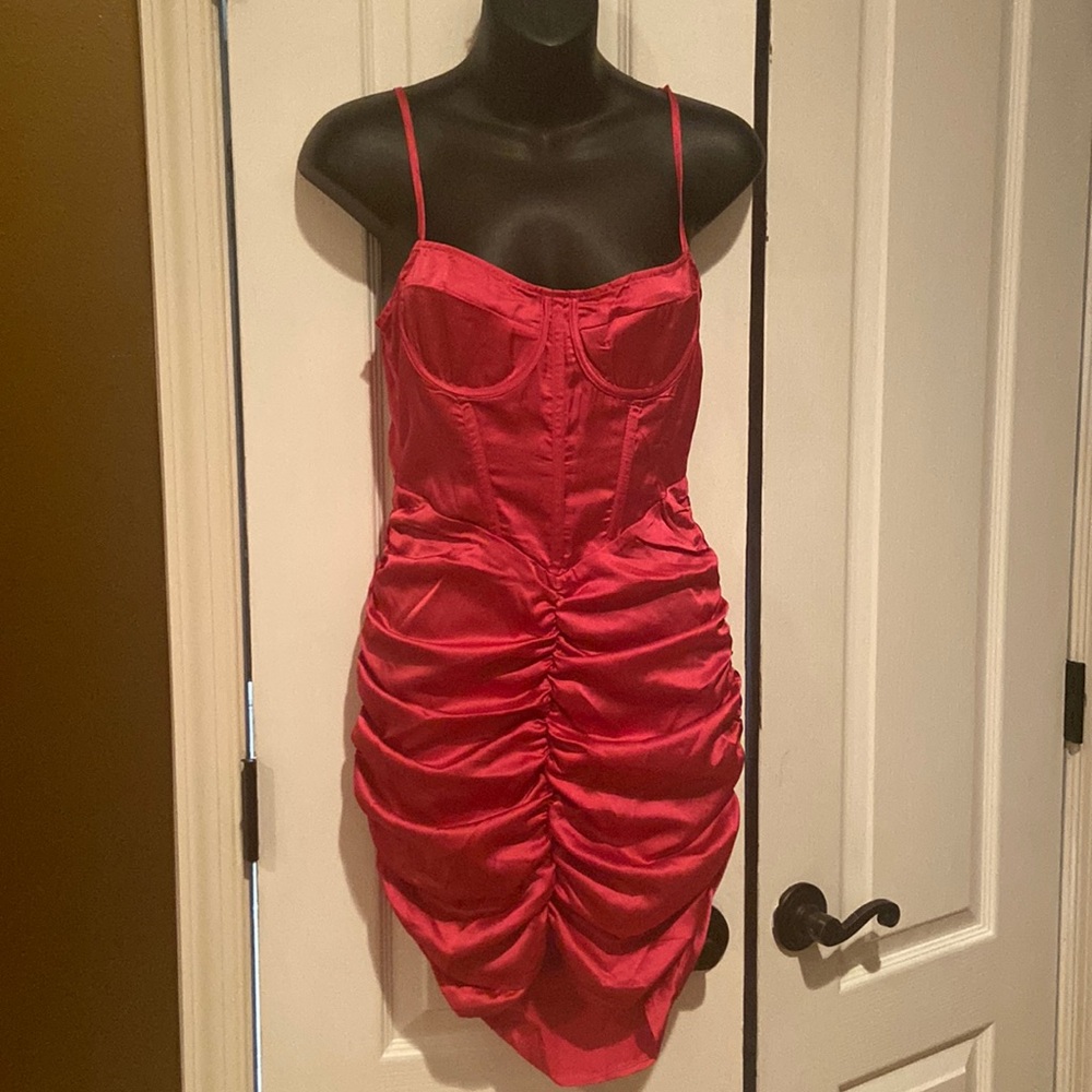 Women’s hot pink corset dress NWT SIZE 2 with ruching sexy mini dress